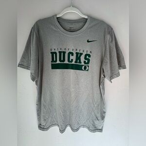 Nike Gray and Green University of Oregon Ducks Men's Tee. Dri-Fit Men’s Large